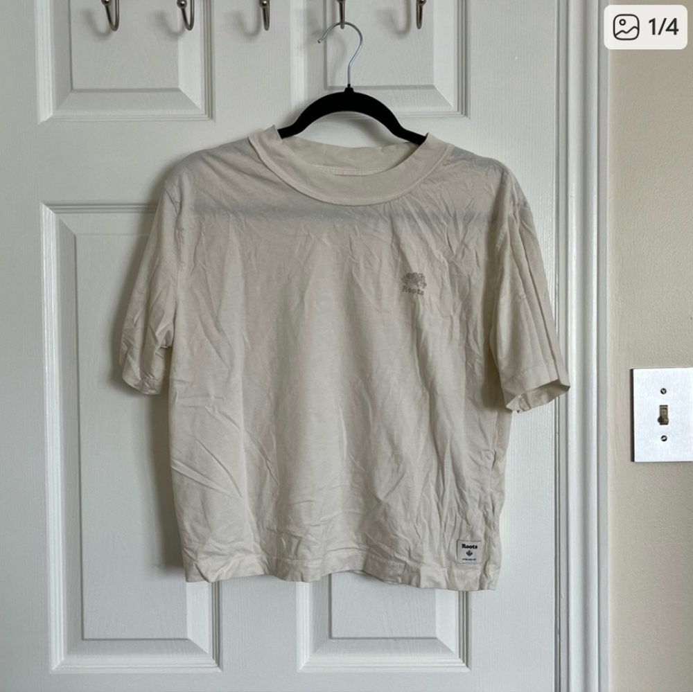 Authentic Roots Bundle Of Two Women's Medium Shirts